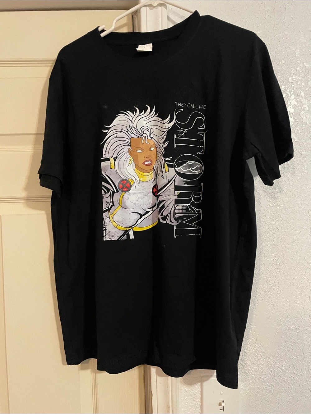 Black Storm Graphic Tee - Unbranded